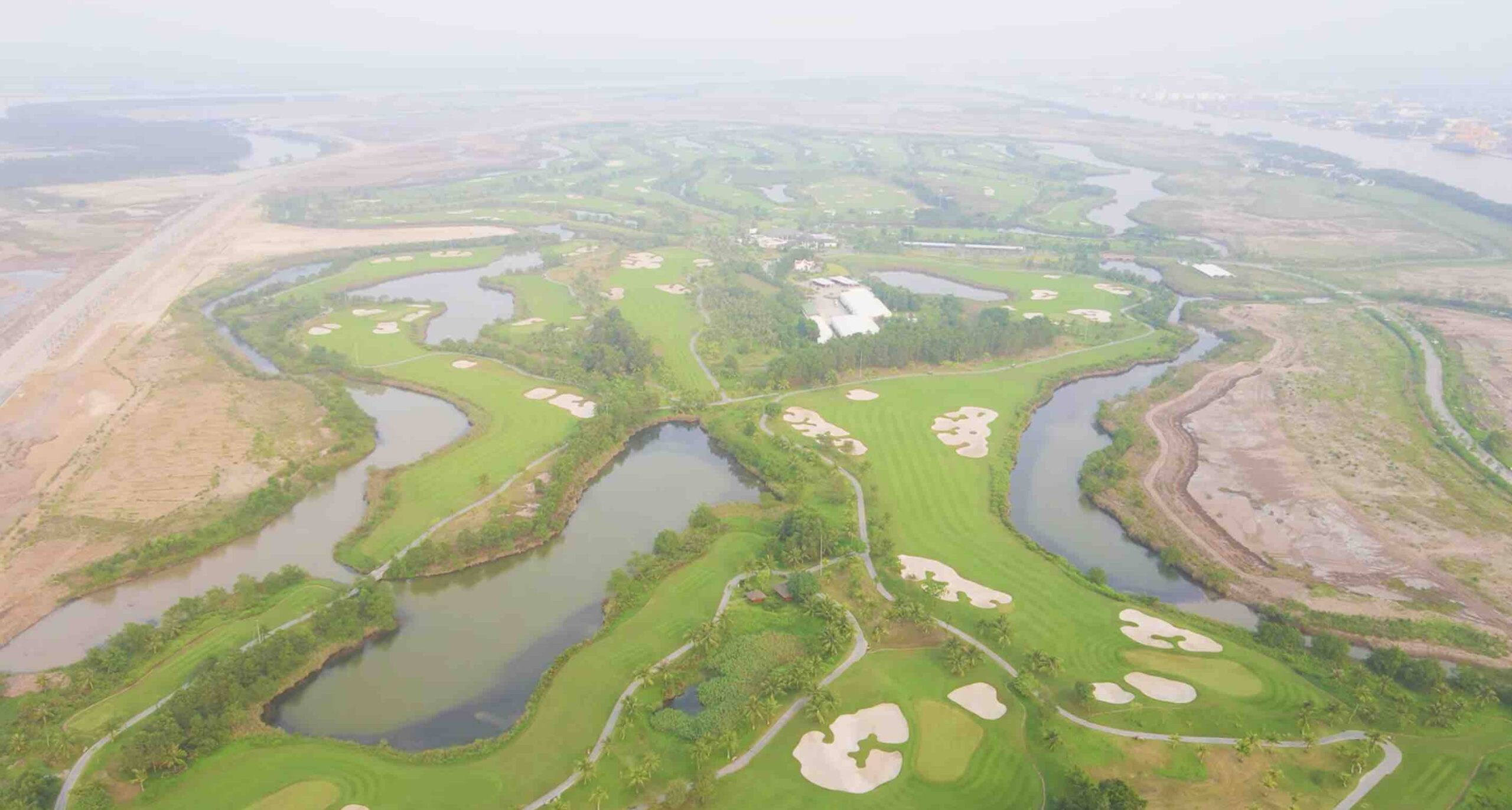 Sân Golf 36 hố Vinhomes Vũ Yên Hải Phòng